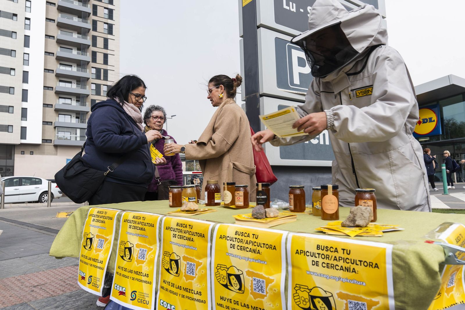 Las imágenes de las catas de miel en Almería