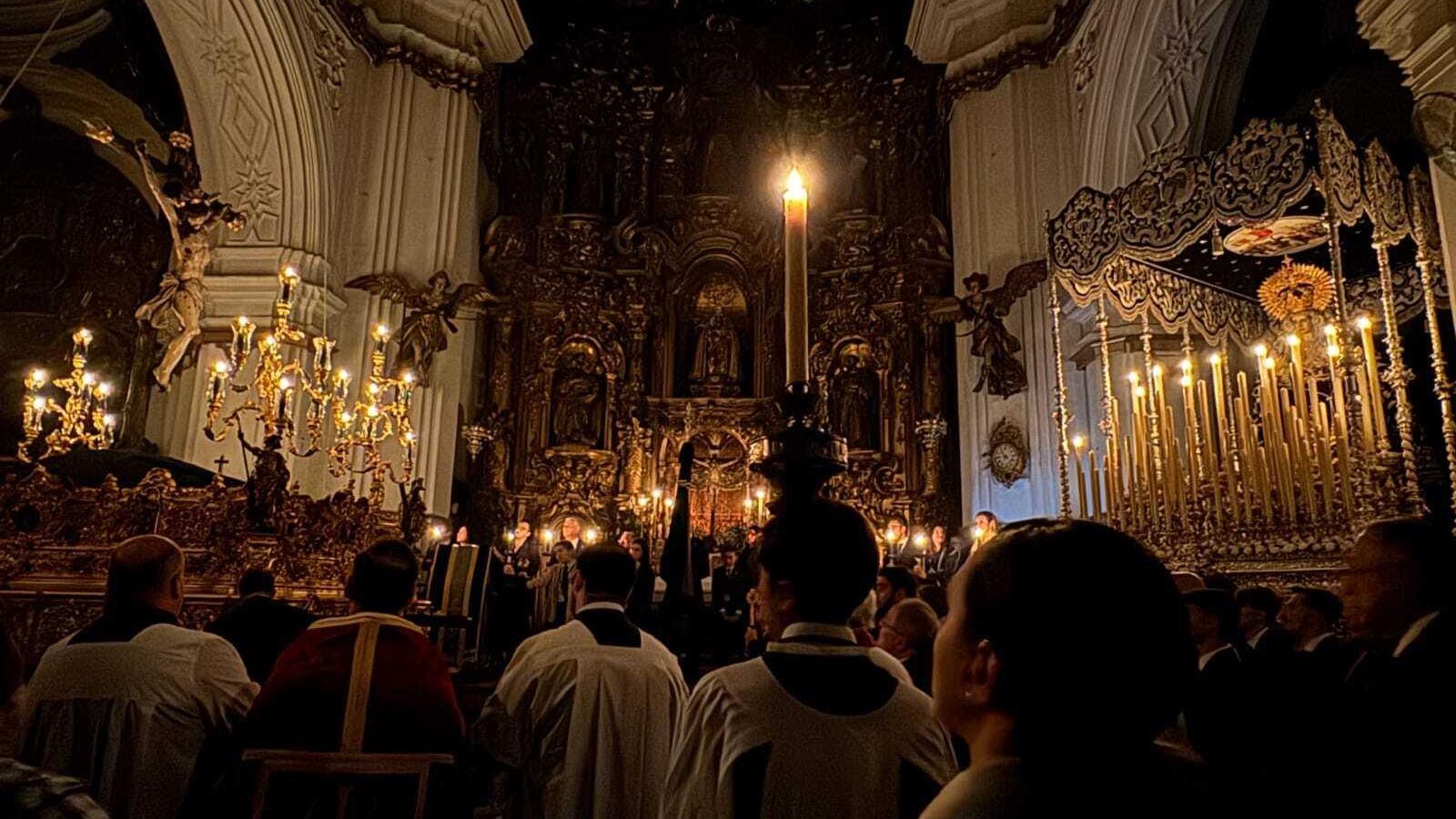 Los pasos de Vera-Cruz, tras la subida del Crucificado el pasado domingo. Los pasos de Vera-Cruz, tras la subida del Crucificado el pasado domingo.