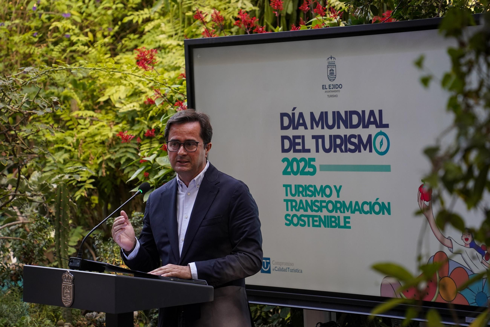 Francisco Góngora, alcalde ejidense, en la conmemoración del Día Mundial del Turismo
