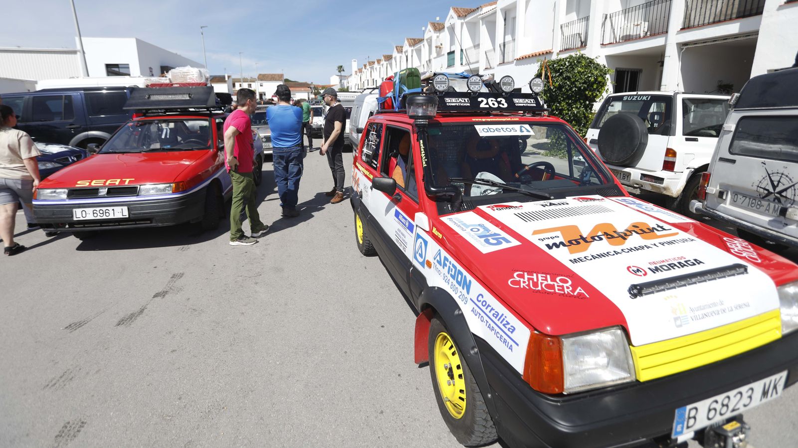 Las fotos de Chatarras Raid,  concentrados en Castellar, para llevar alimentos a Marruecos