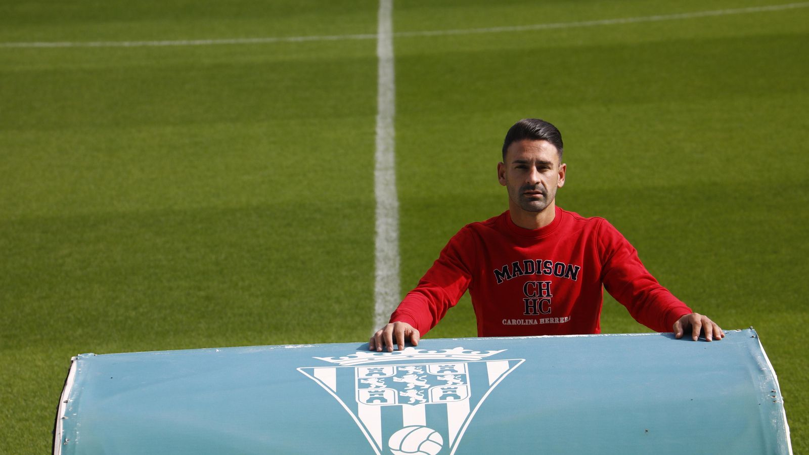 Kike Márquez posa para 'el Día' en El Arcángel.