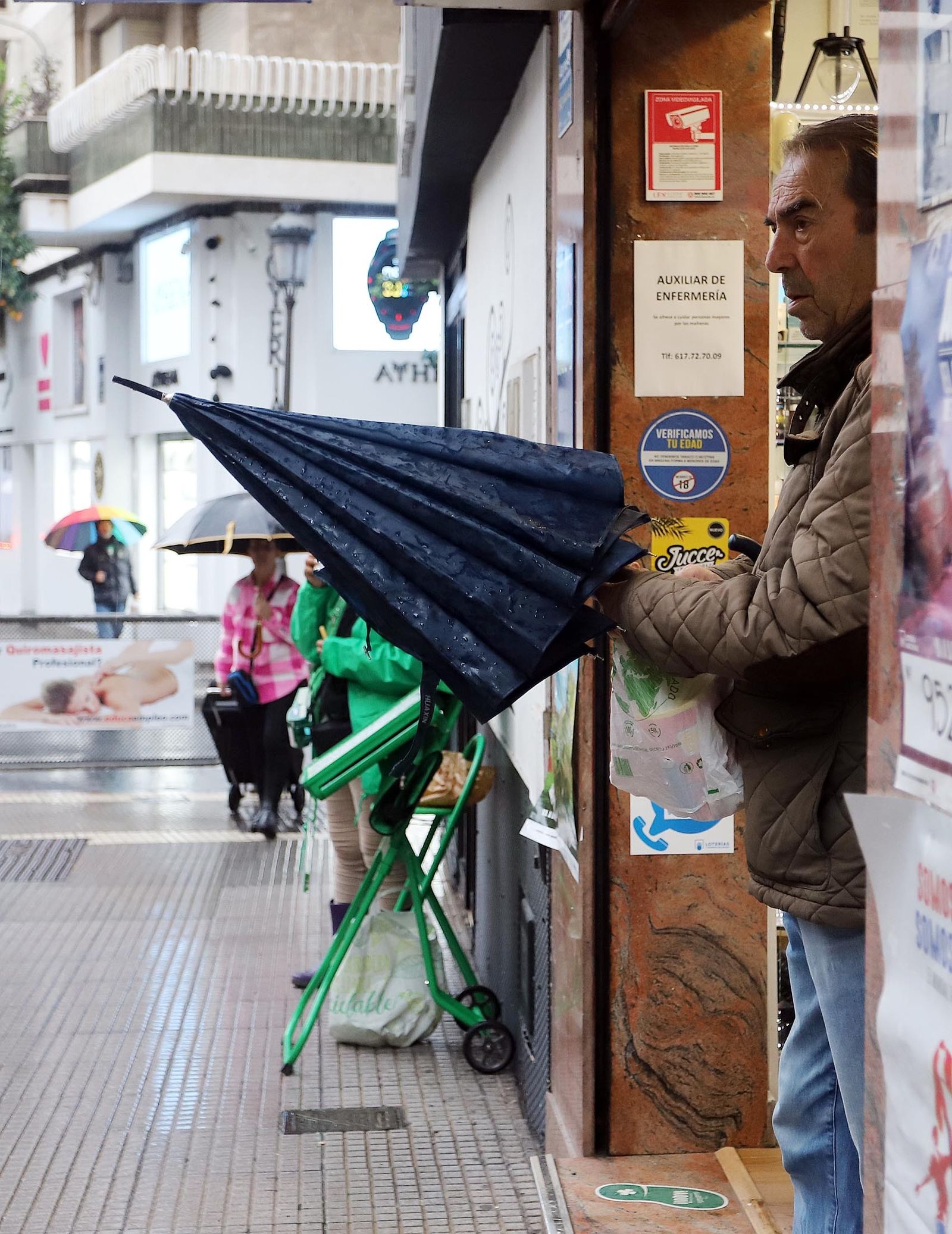 Imágenes del lunes 5 de diciembre en Huelva