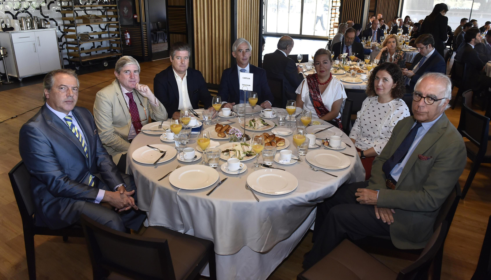 El Desayuno Informativo del Grupo Joly con Juan Espadas, en imágenes