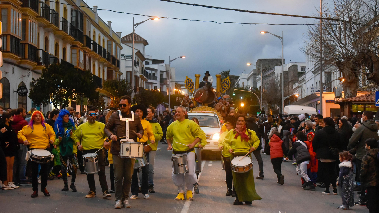 Fotos del pasacalles de Carnaval en Tarifa