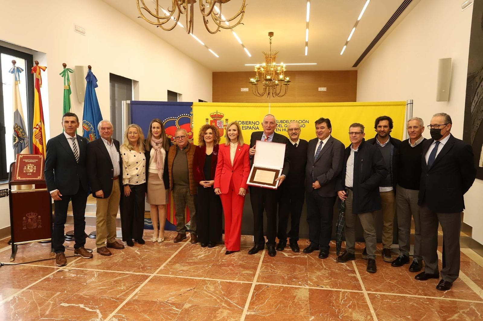 El Club Recreativo de Tenis de Huelva, premiado en el Aniversario de la Constitución Española