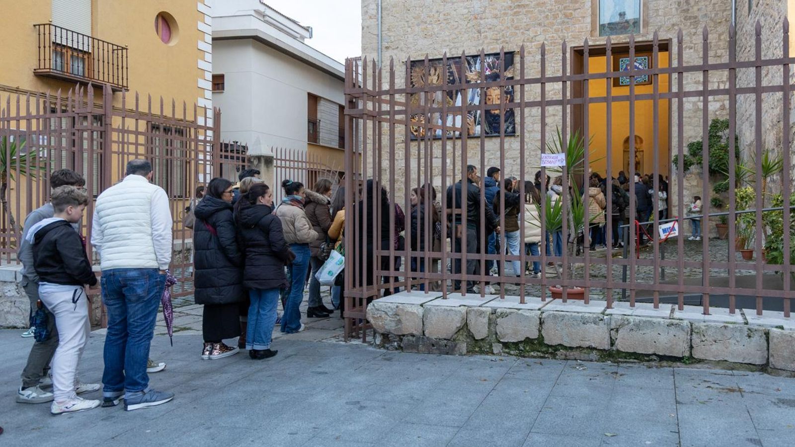 Segundo día del besapié de Nuestro Padre Jesús Nazareno