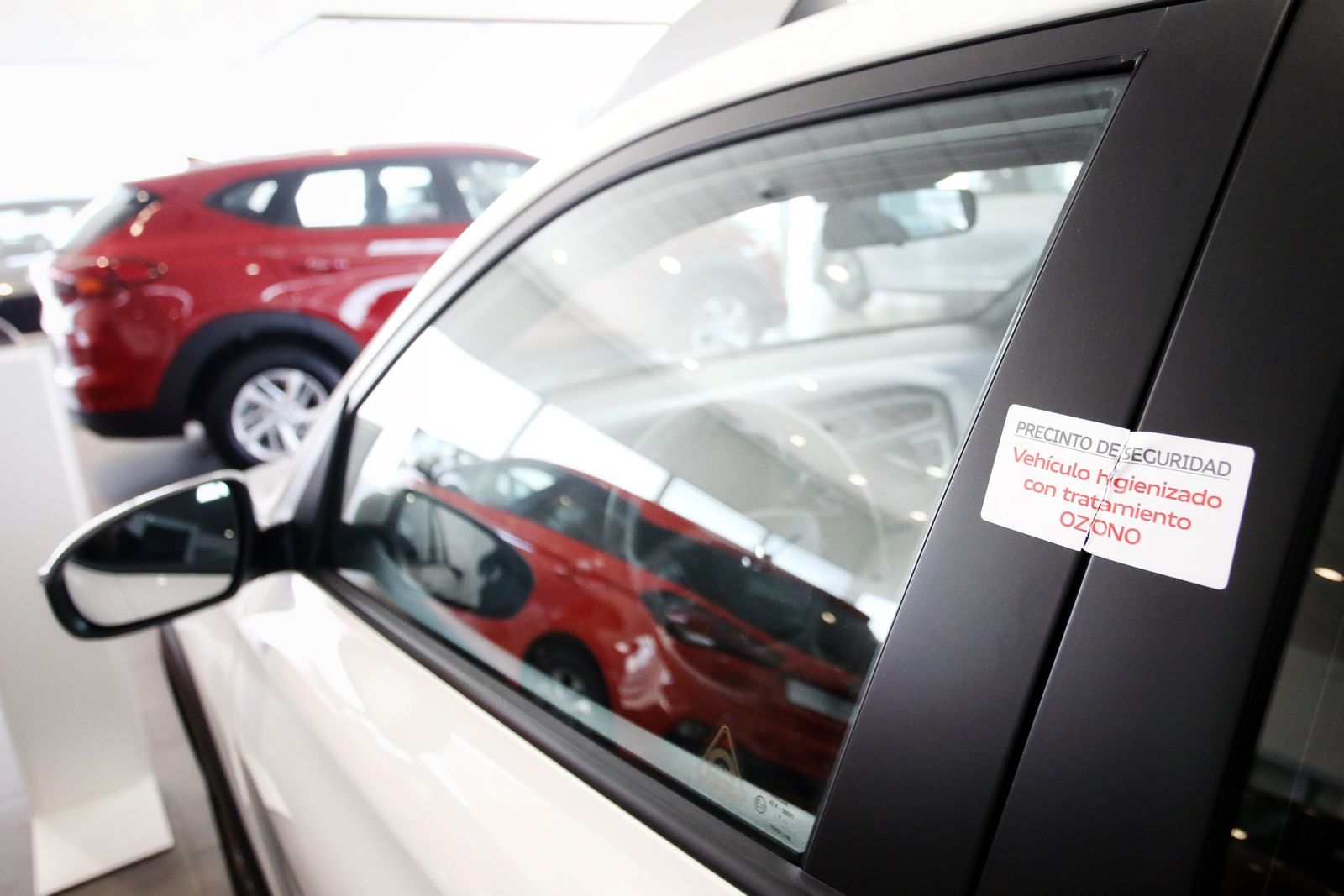 Un coche a la venta en un concesionario de Cádiz.