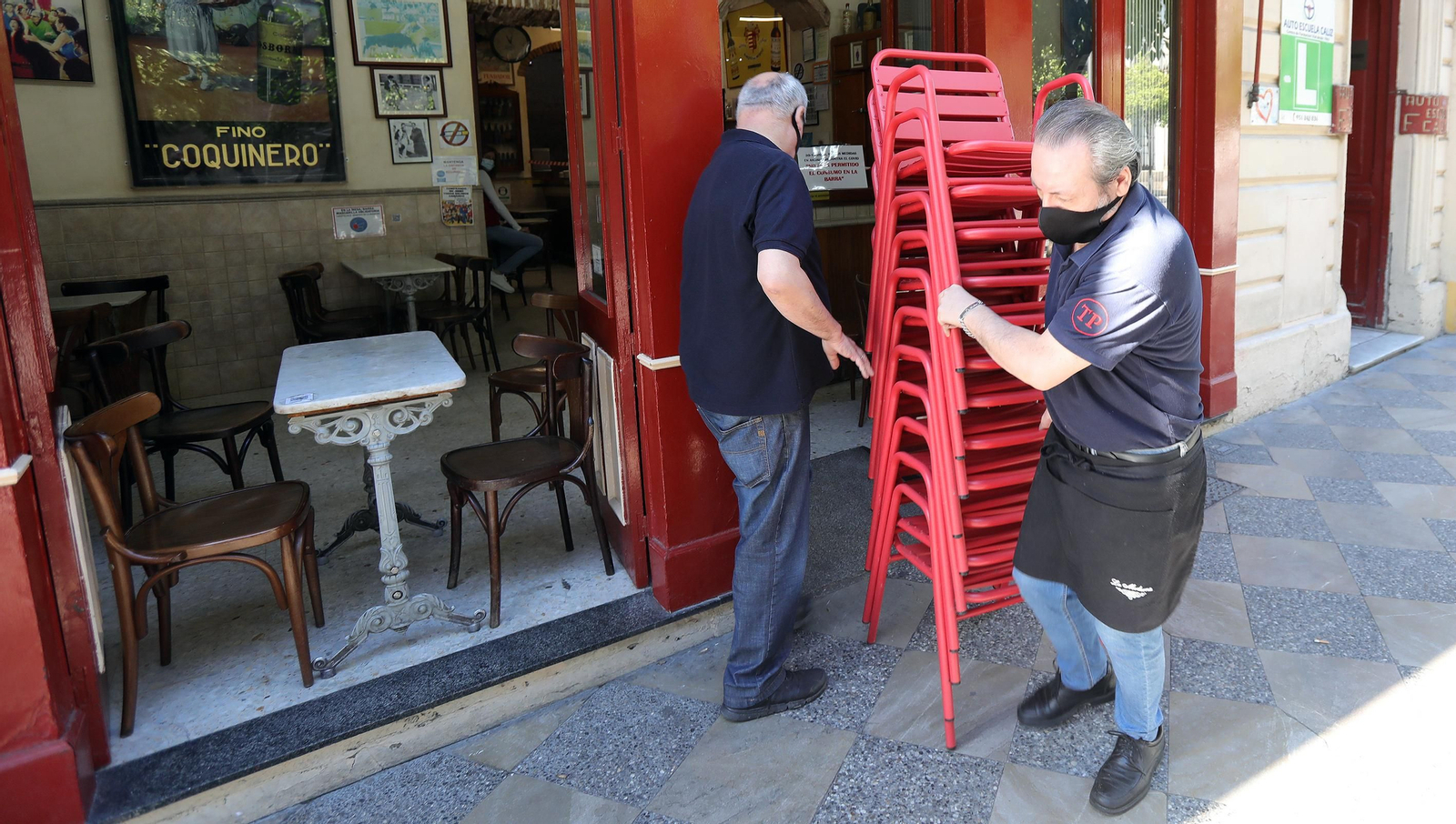 Bares y comercios principales afectados por los cortes de luz en el centro de Jerez