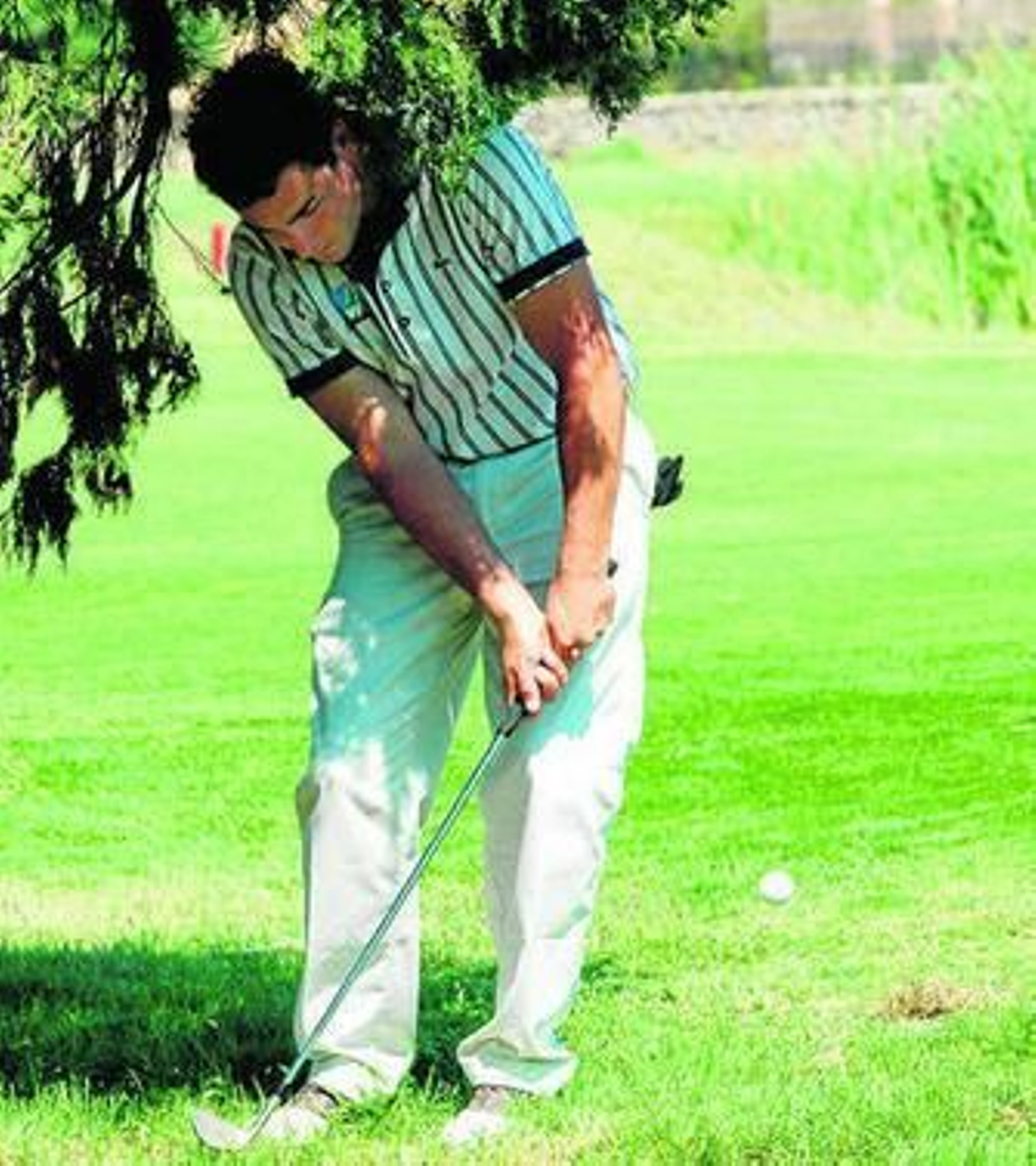 Un jugador ejecuta un 'chip' en el Nacional disputado en 2005 en este campo.