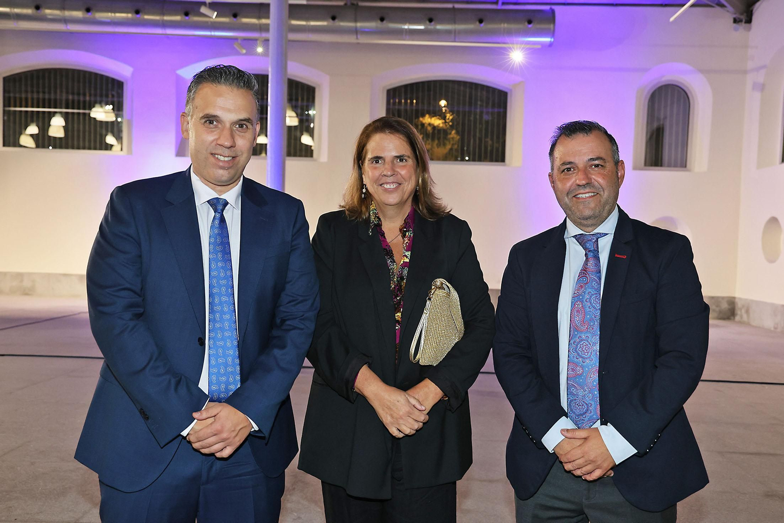 Imágenes de los invitados a la gala de los  37 premios Onubenses del Año