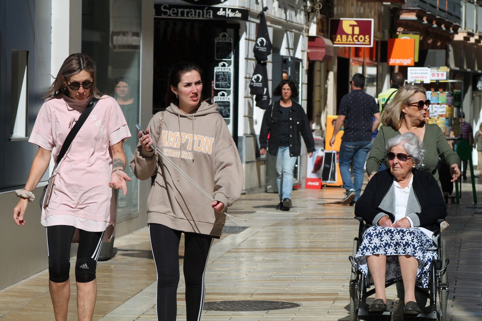 Imágenes del miércoles 19 de abril en Huelva