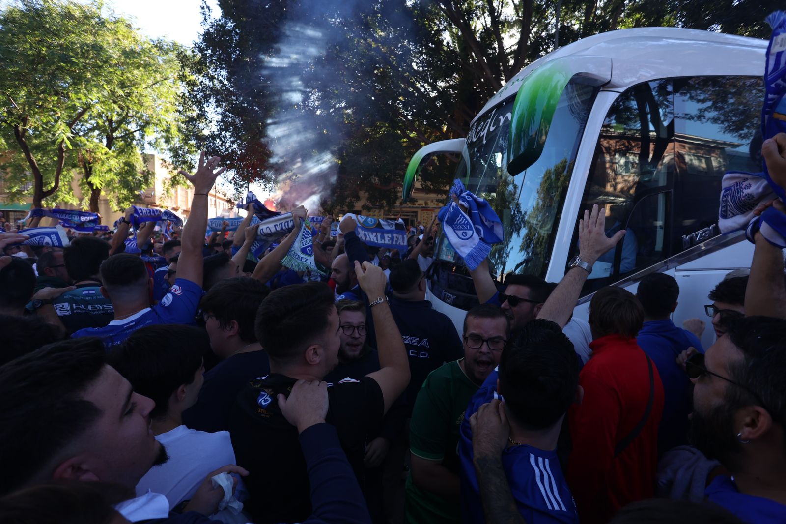 Así ha sido el recibimiento al Xerez CD en los aledaños de Chapín para el derbi