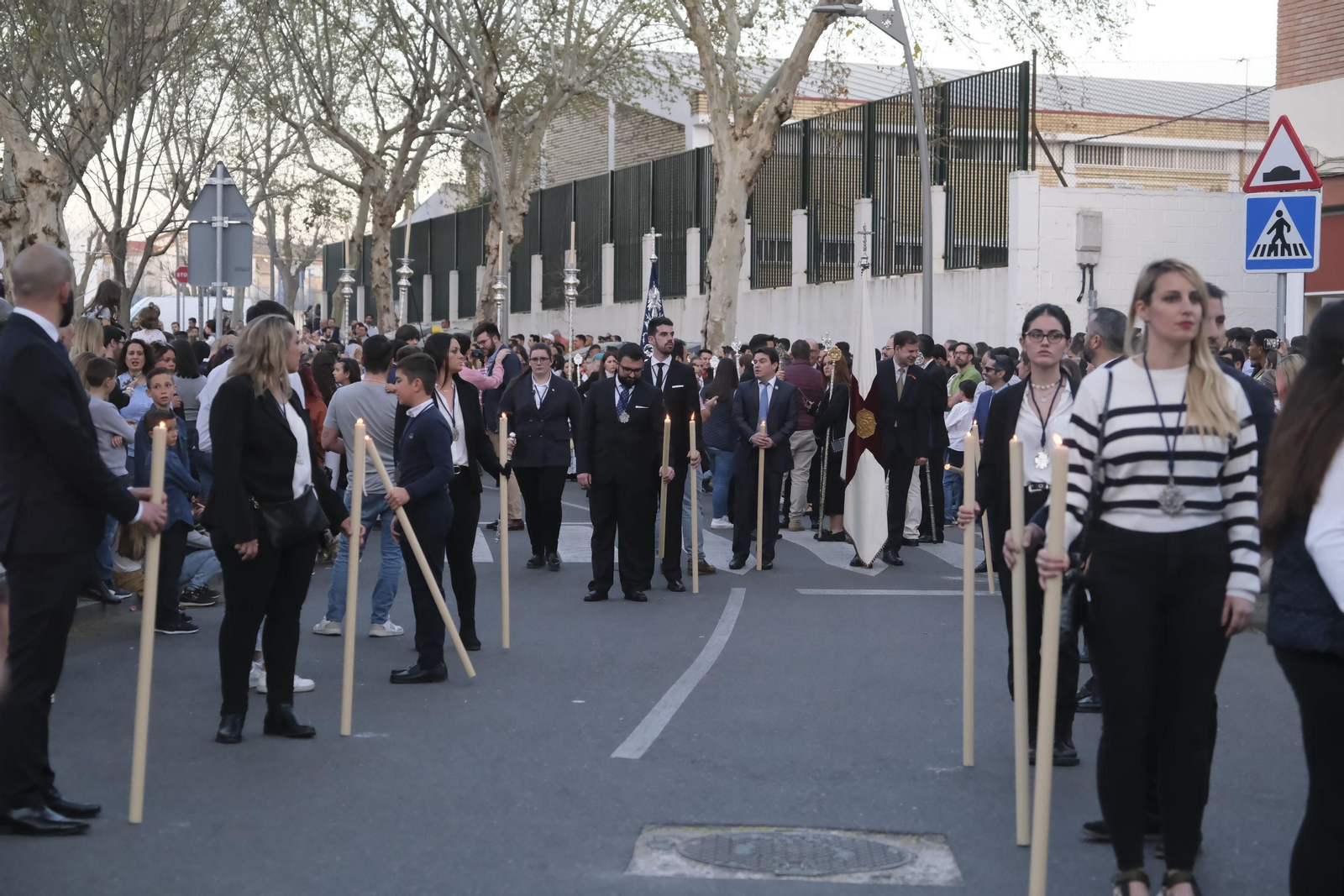 La procesión del Señor de la Bondad de Córdoba, en imágenes