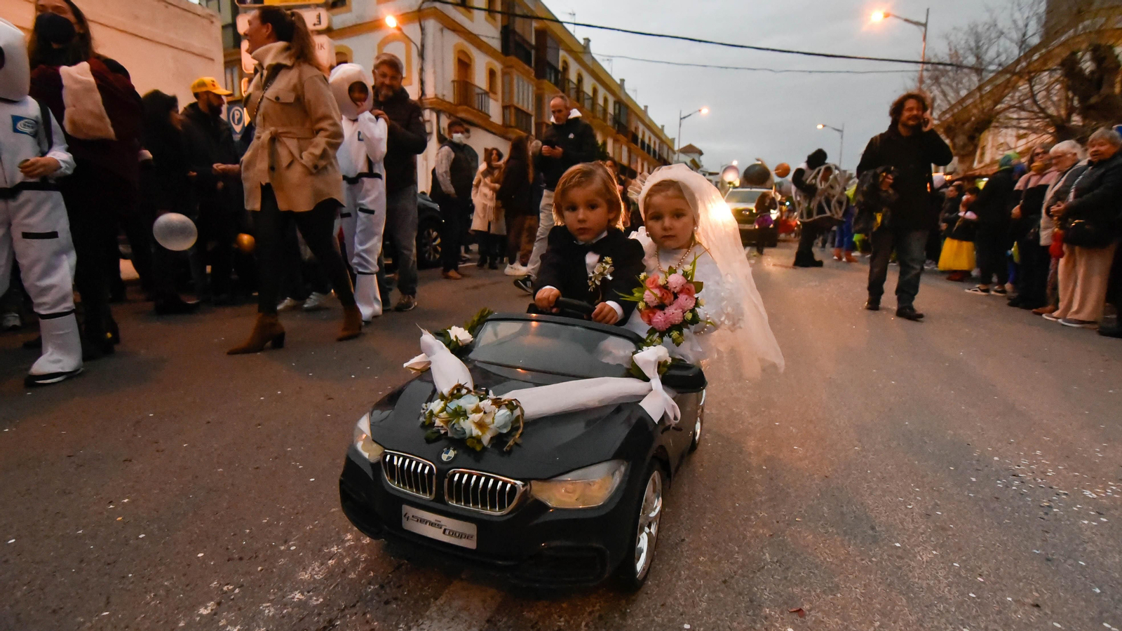 Fotos del pasacalles de Carnaval en Tarifa