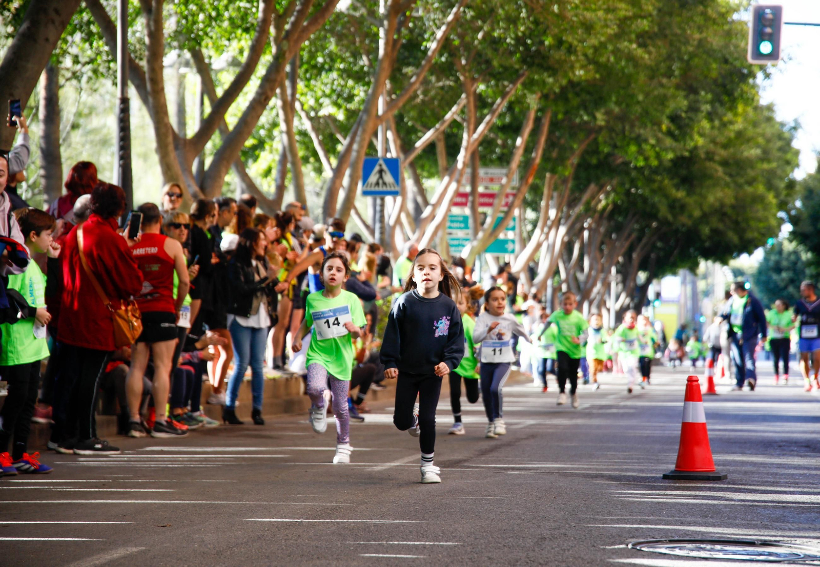Imágenes de la Carrera contra el Cáncer de Almería