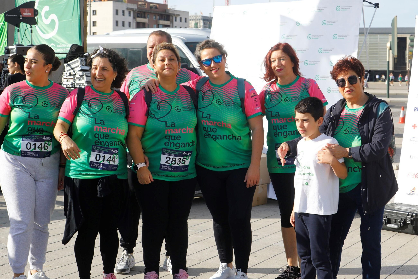 Las mejores imágenes de la Marcha contra el cáncer en Córdoba