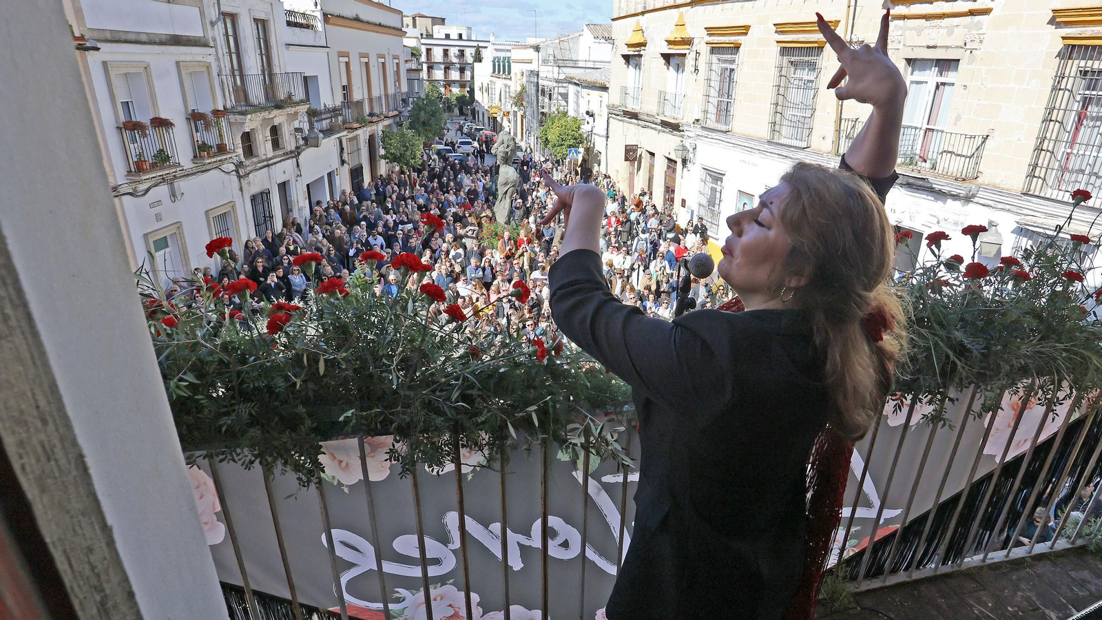 Imágenes de los balcones de Lola Flores en Jerez