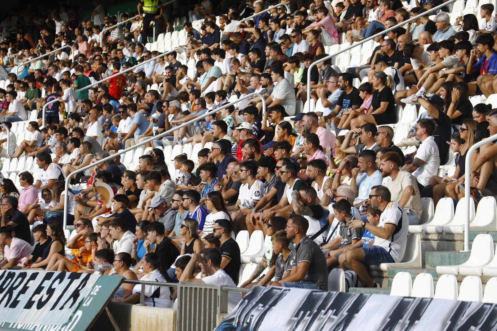 Las mejores fotos del Racing Club - Real Madrid del Mundial de Clubes juvenil en El Arcángel