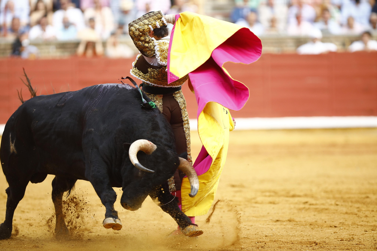 La corrida de Talavante, Roca Rey y Lagartijo, en Córdoba, en imágenes