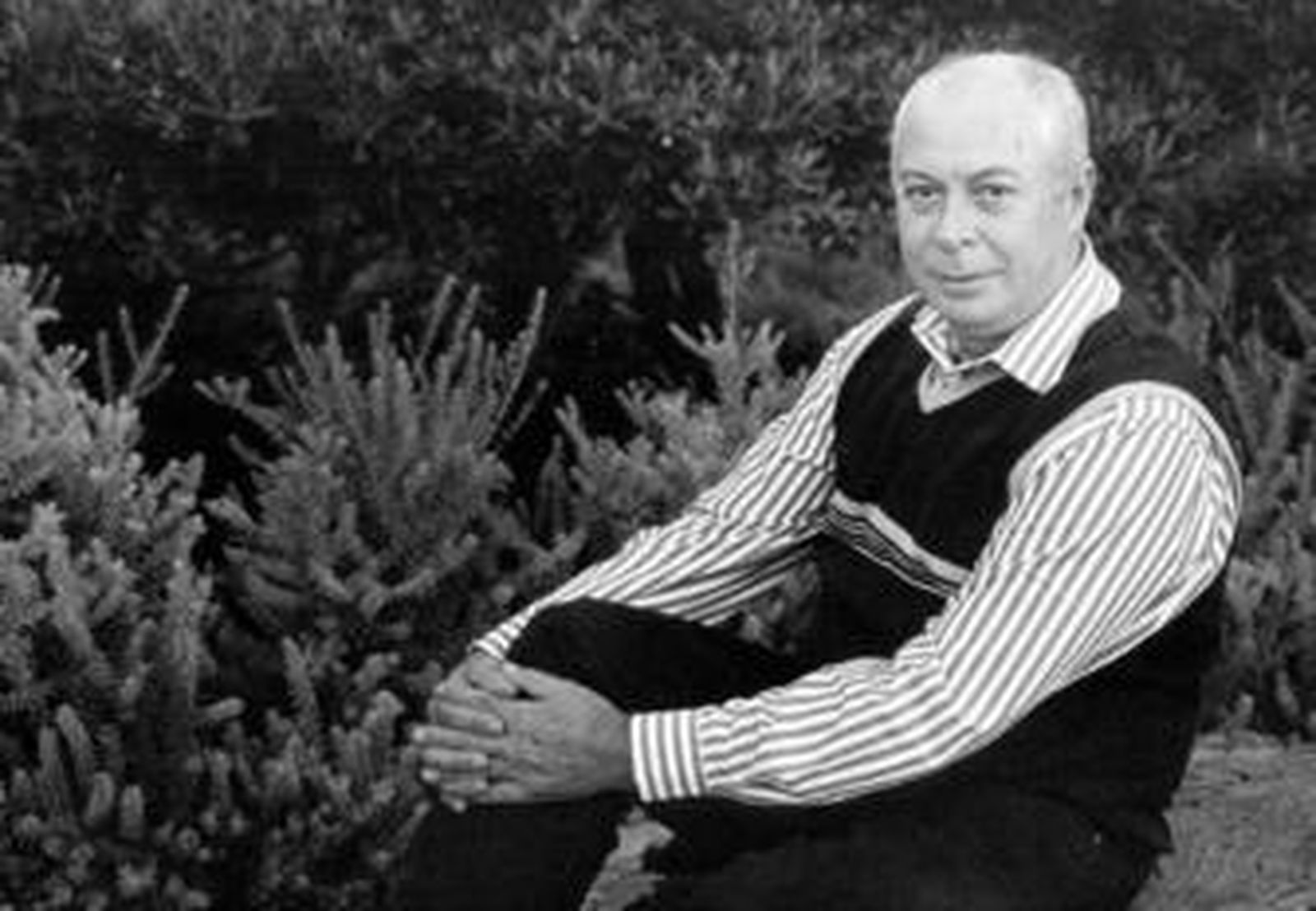 El poeta granadino asumió la dirección de la programa cultural el pasado mes de enero.