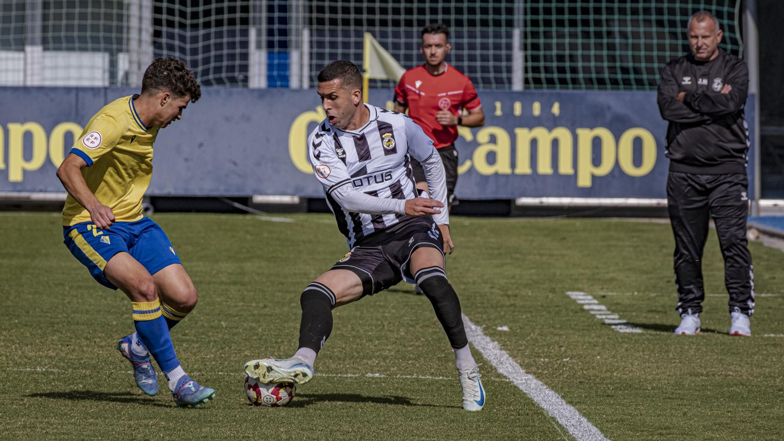 Las imágenes del partido entre Cádiz Mirandilla y La Balona.