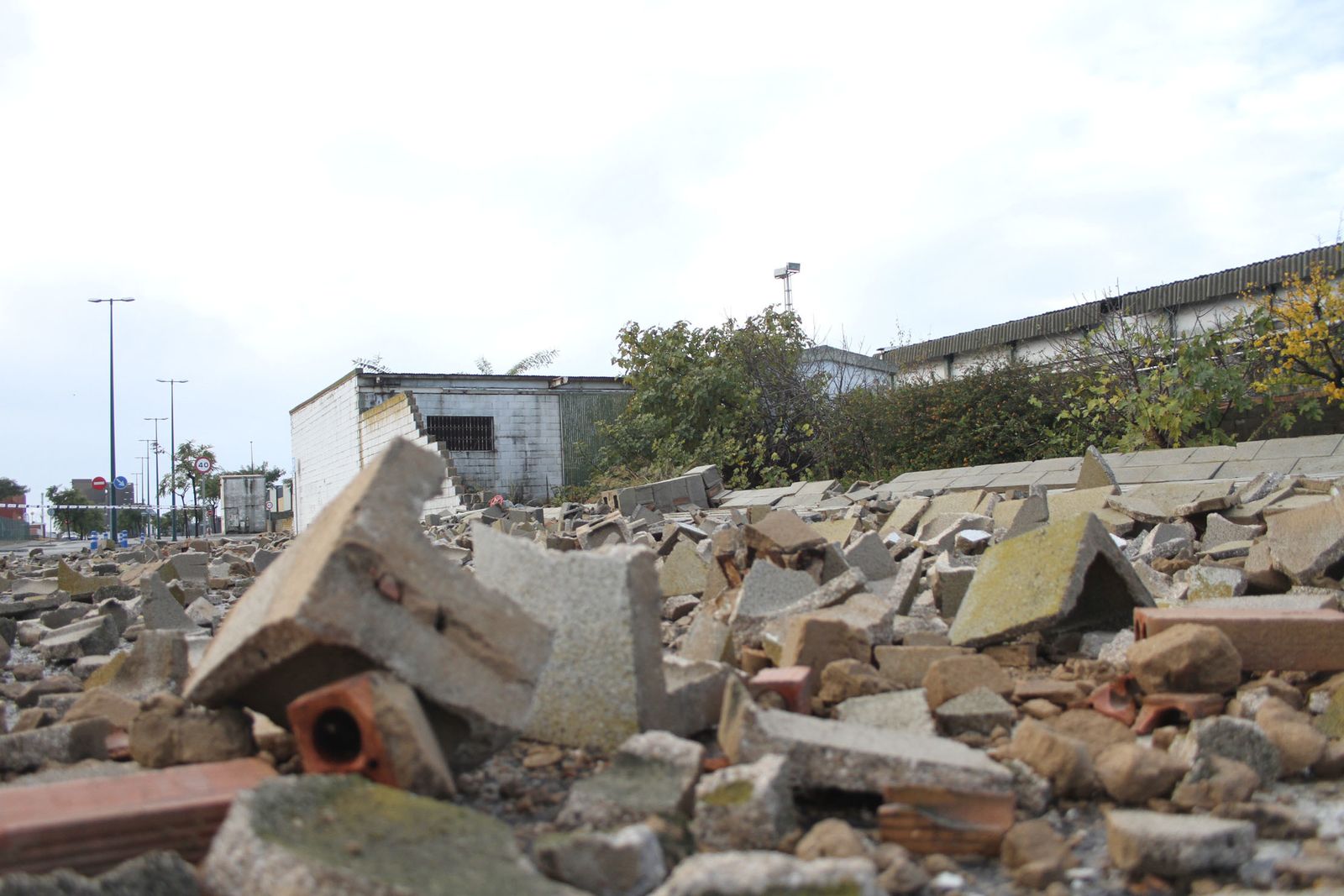 Consecuencias del temporal de lluvia y viento a su paso por la capital