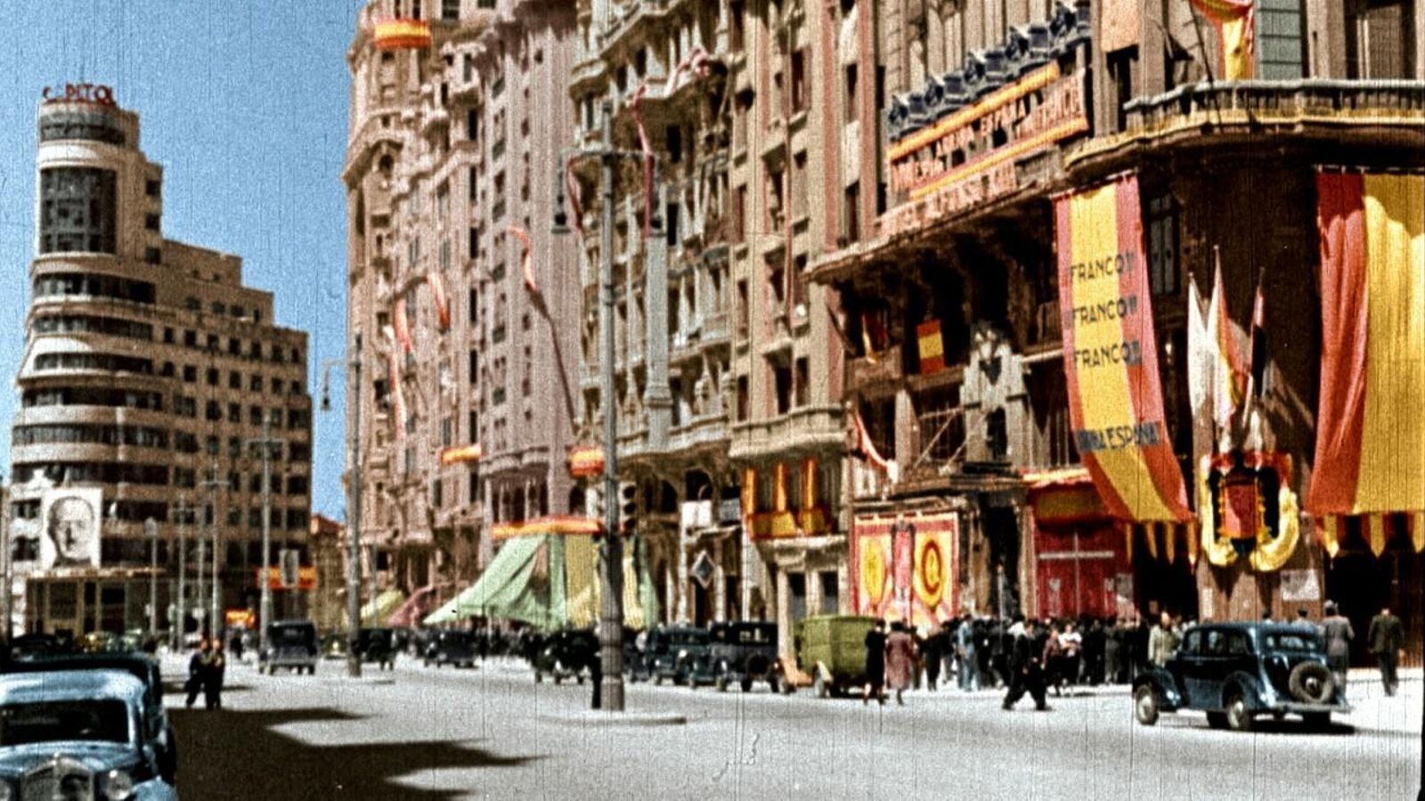 Fotografía coloreada de la Gran Vía