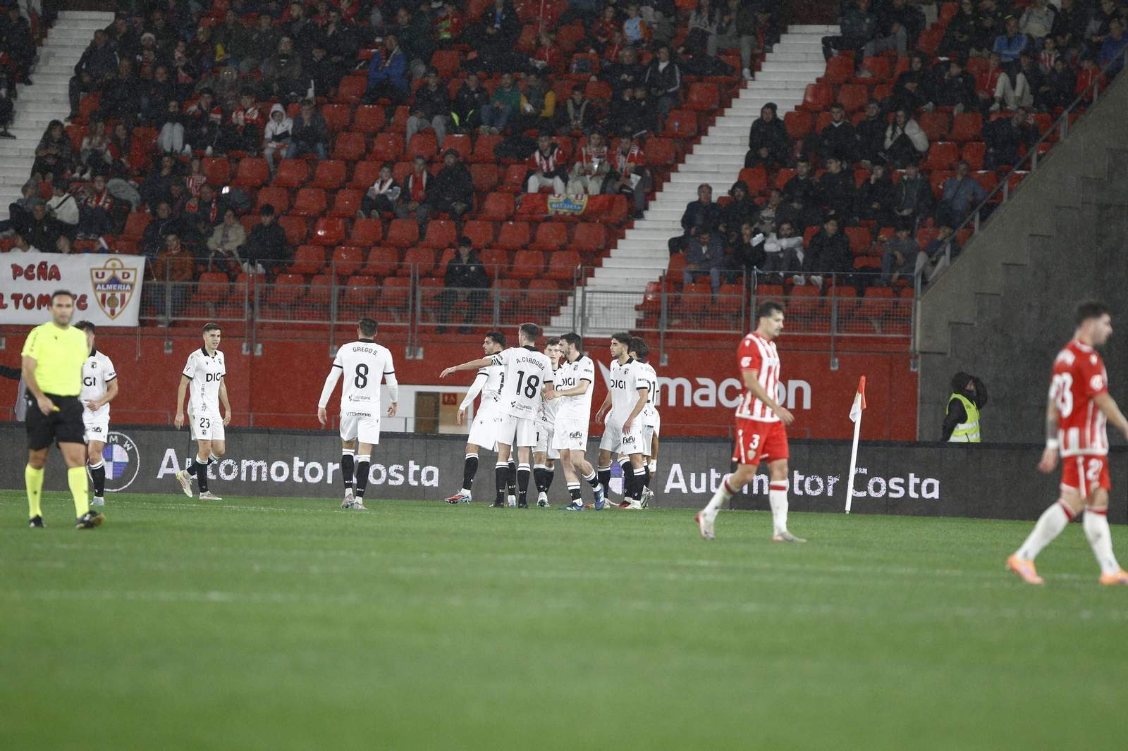 Las fotos del partido de fútbol U.D. Almería-Real Burgos