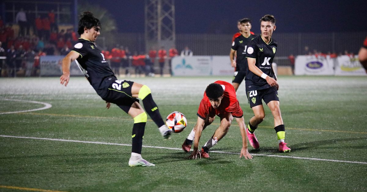 El Almería juvenil necesita una carambola para jugar la Copa del Rey