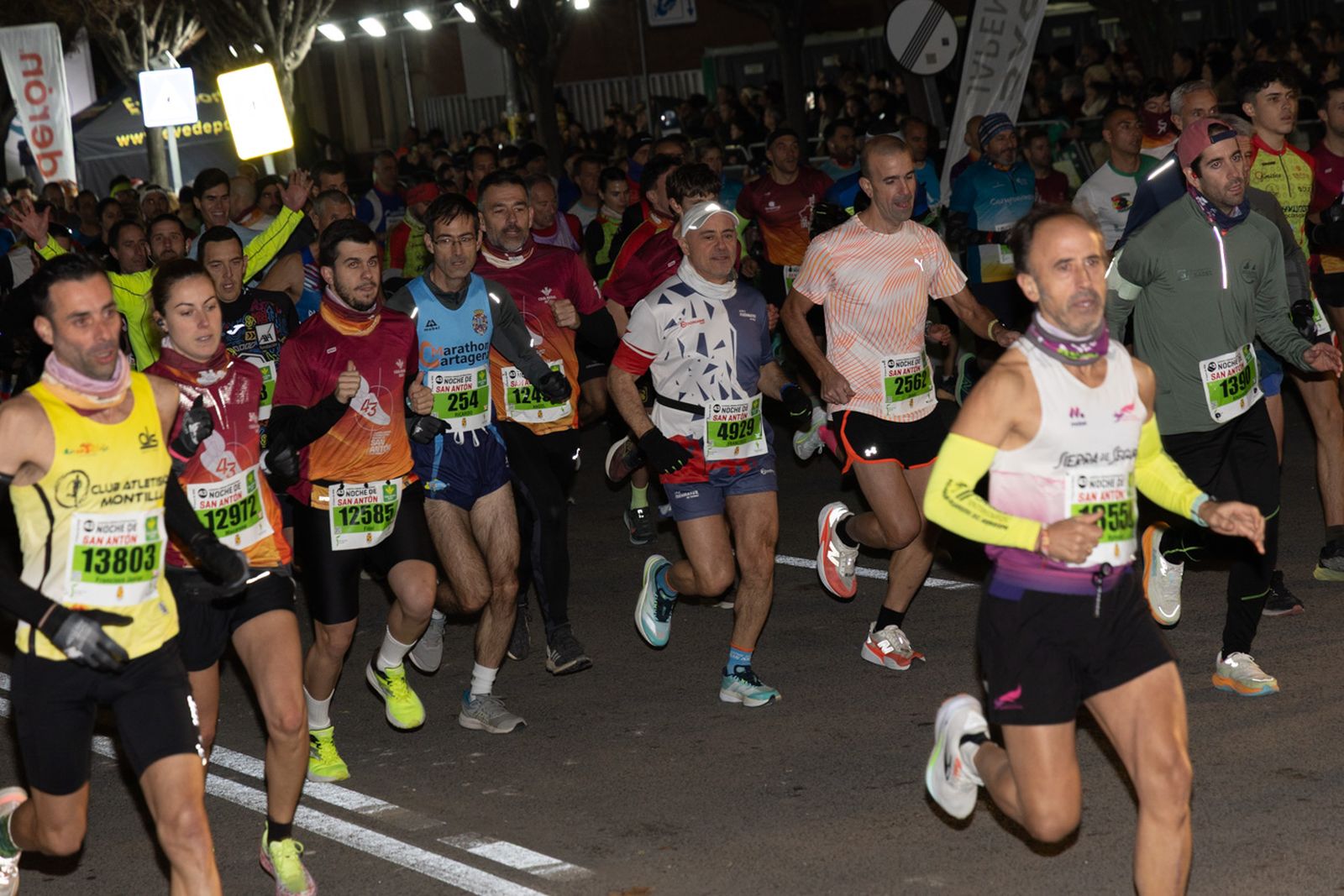 Encuéntrate en la salida de la Carrera de San Antón 2026 (1), en imágenes