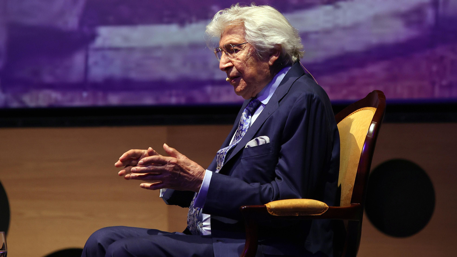 Manuel Alejandro recibe el premio Jerezano del Año del Rotary Club Jerez