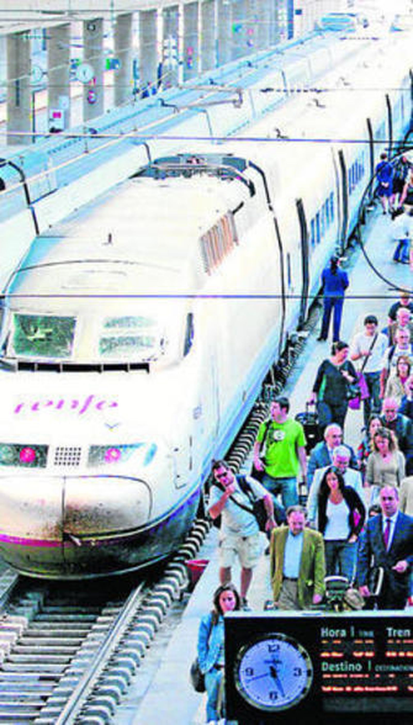 Llegada del AVE a Sevilla.