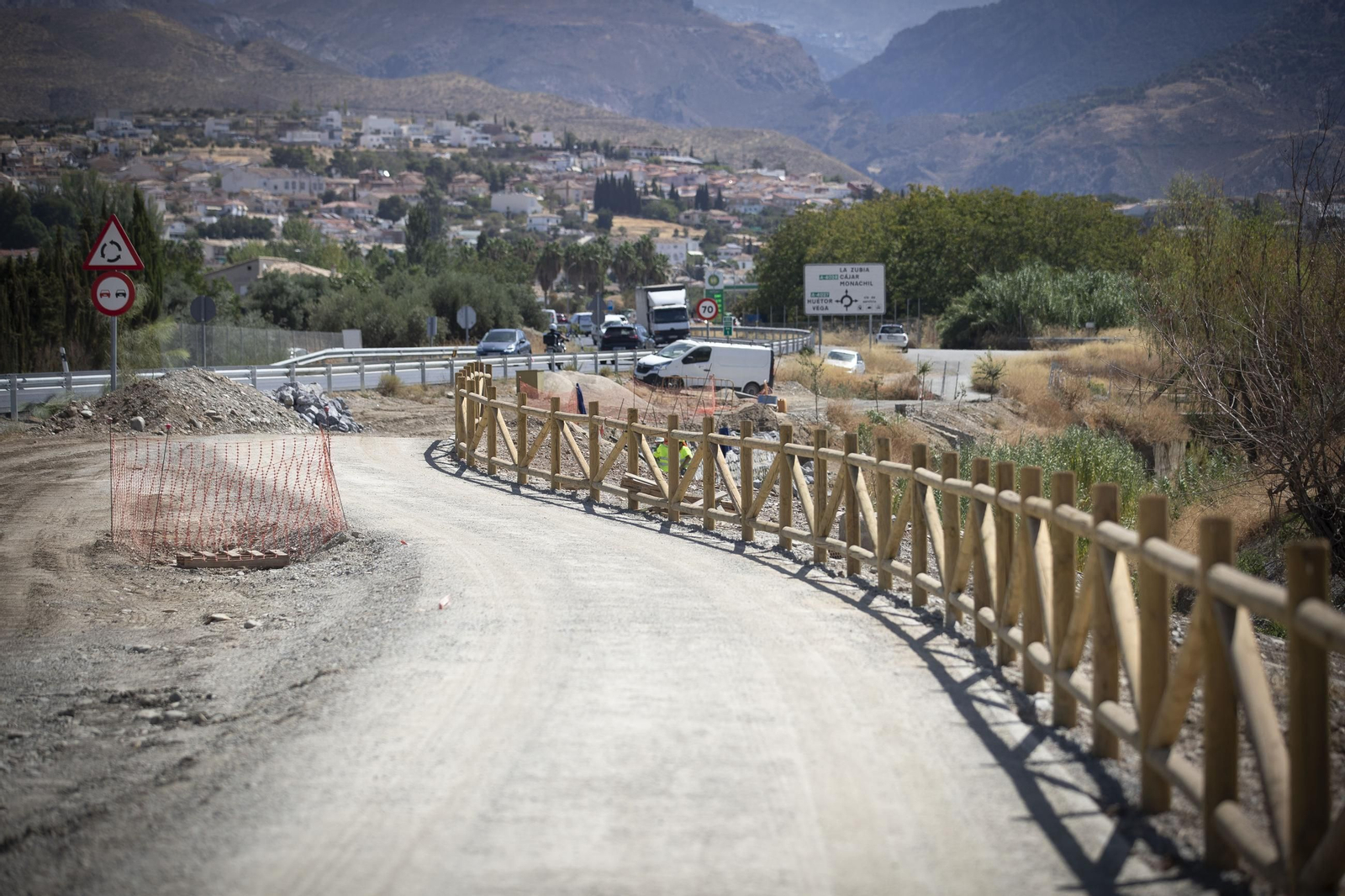 Imagen de la nueva senda entre Monachil y Granada por la ribera del río