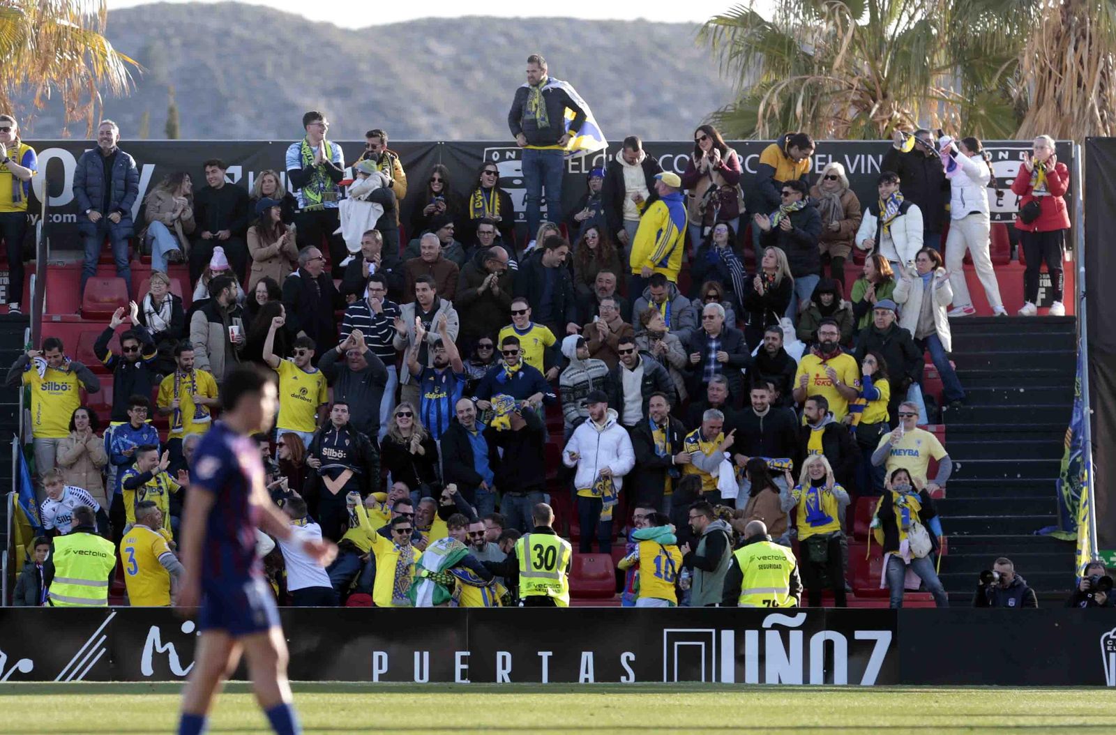 Las imágenes del Eldense-Cádiz CF
