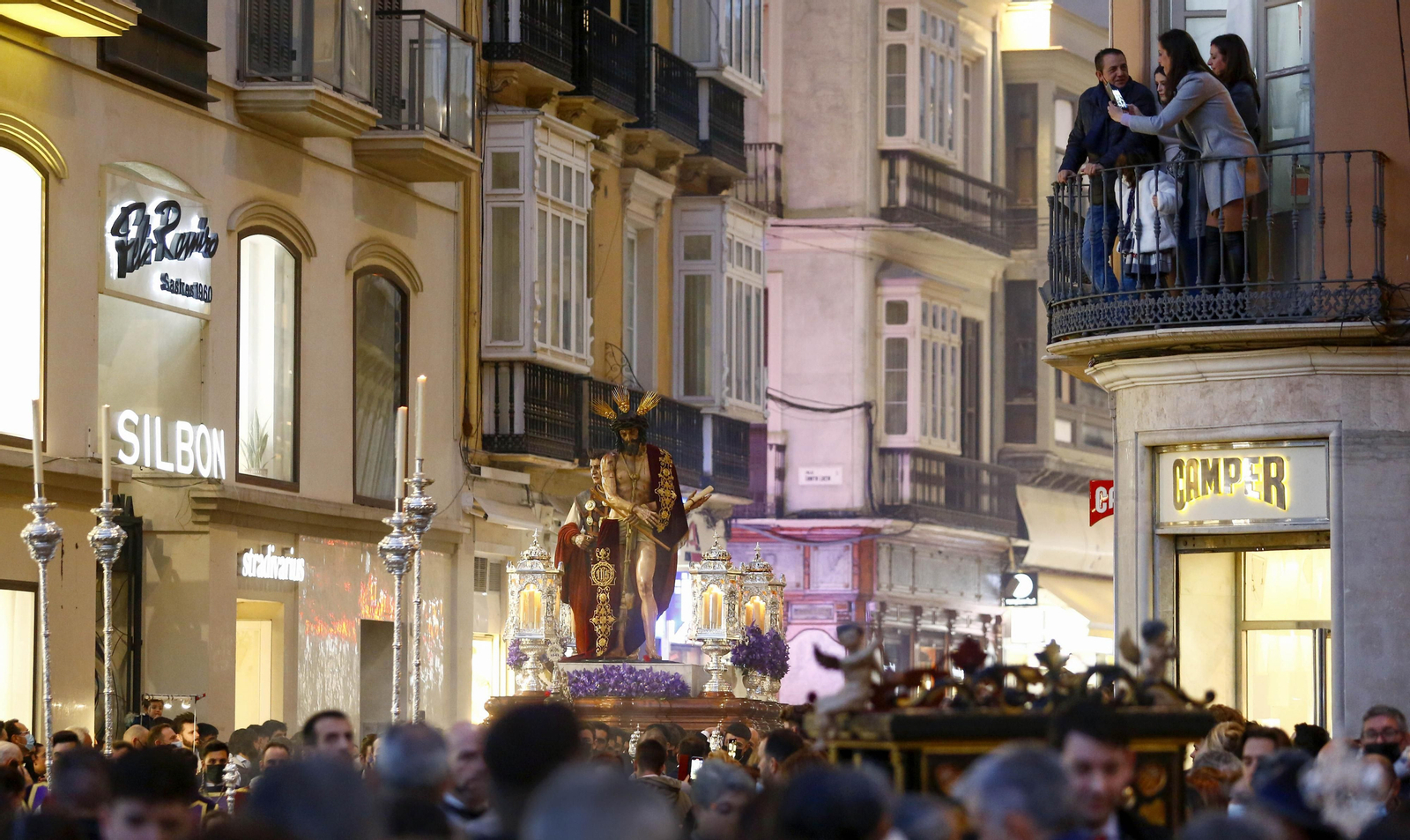 El Vía Crucis de Málaga, en fotos