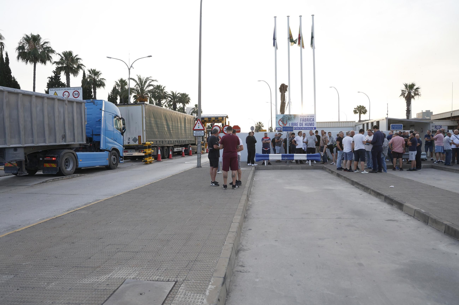 La primera jornada de la huelga del metal en el Campo de Gibraltar, en imágenes