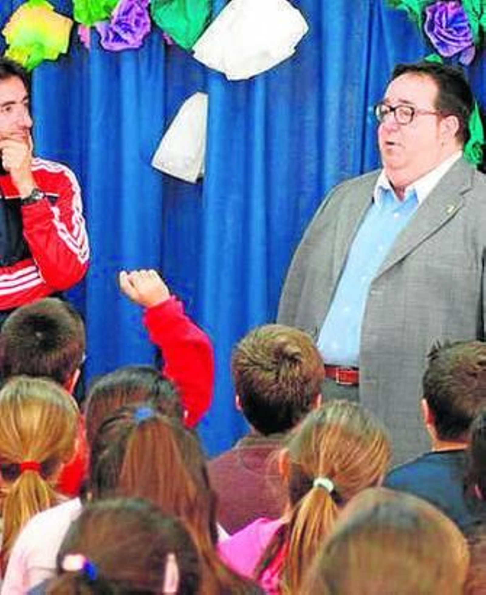 La campaña recorre las escuelas.