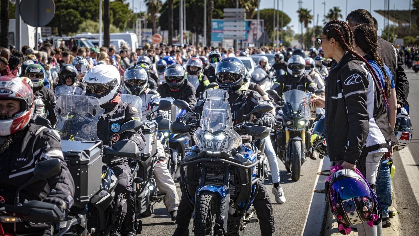 Motos entrando en El Puerto este sábado. Motos entrando en El Puerto este sábado.