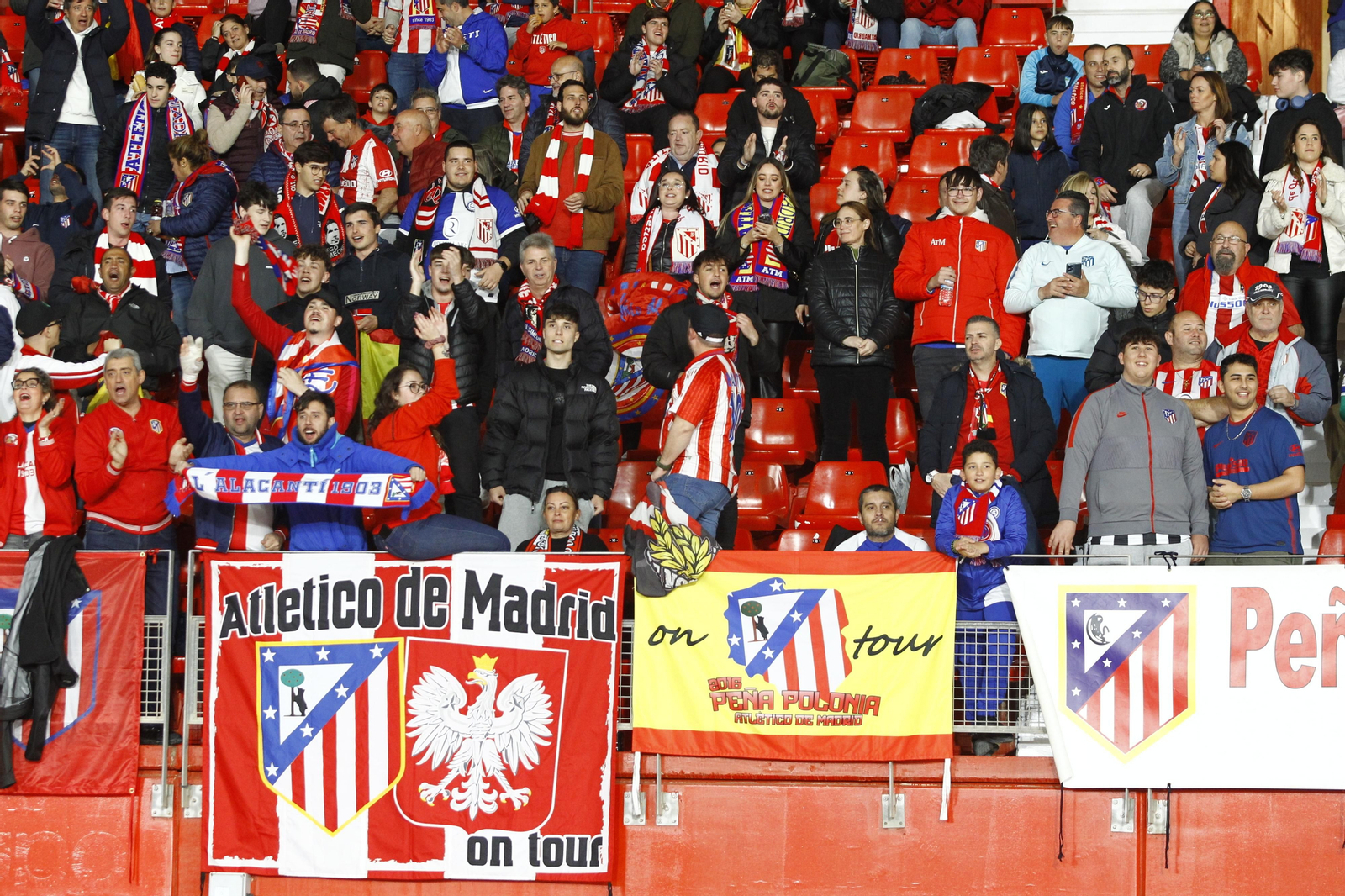 Las mejores imágenes del partido U.D. Almería-Atlético de Madrid