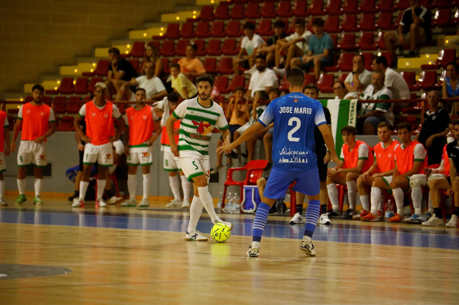 El Córdoba Futsal sigue invicto en pretemporada tras empatar ante el Viña Albali Valdepeñas