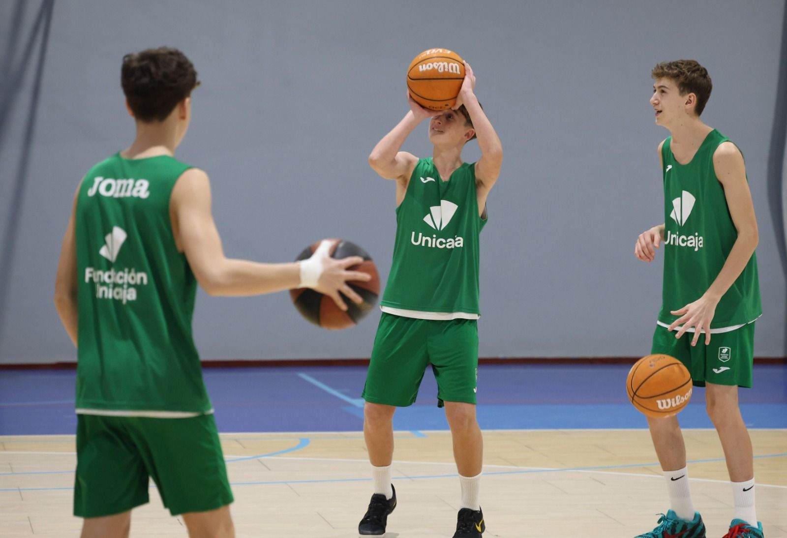 Ilusión, sonrisas y nervios en el Unicaja antes de la Minicopa