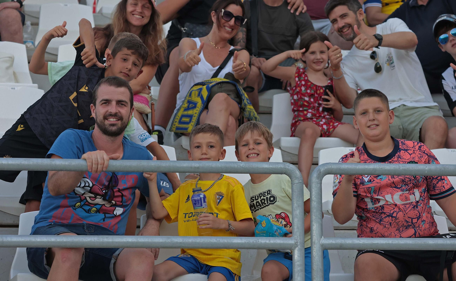 Las mejores fotos del Cádiz CF - Al-Jazira en el Ciudad de La Línea