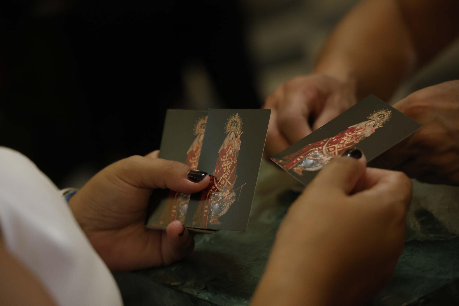 Las fotos del paso bajo el manto de la Virgen de la Luz de Tarifa