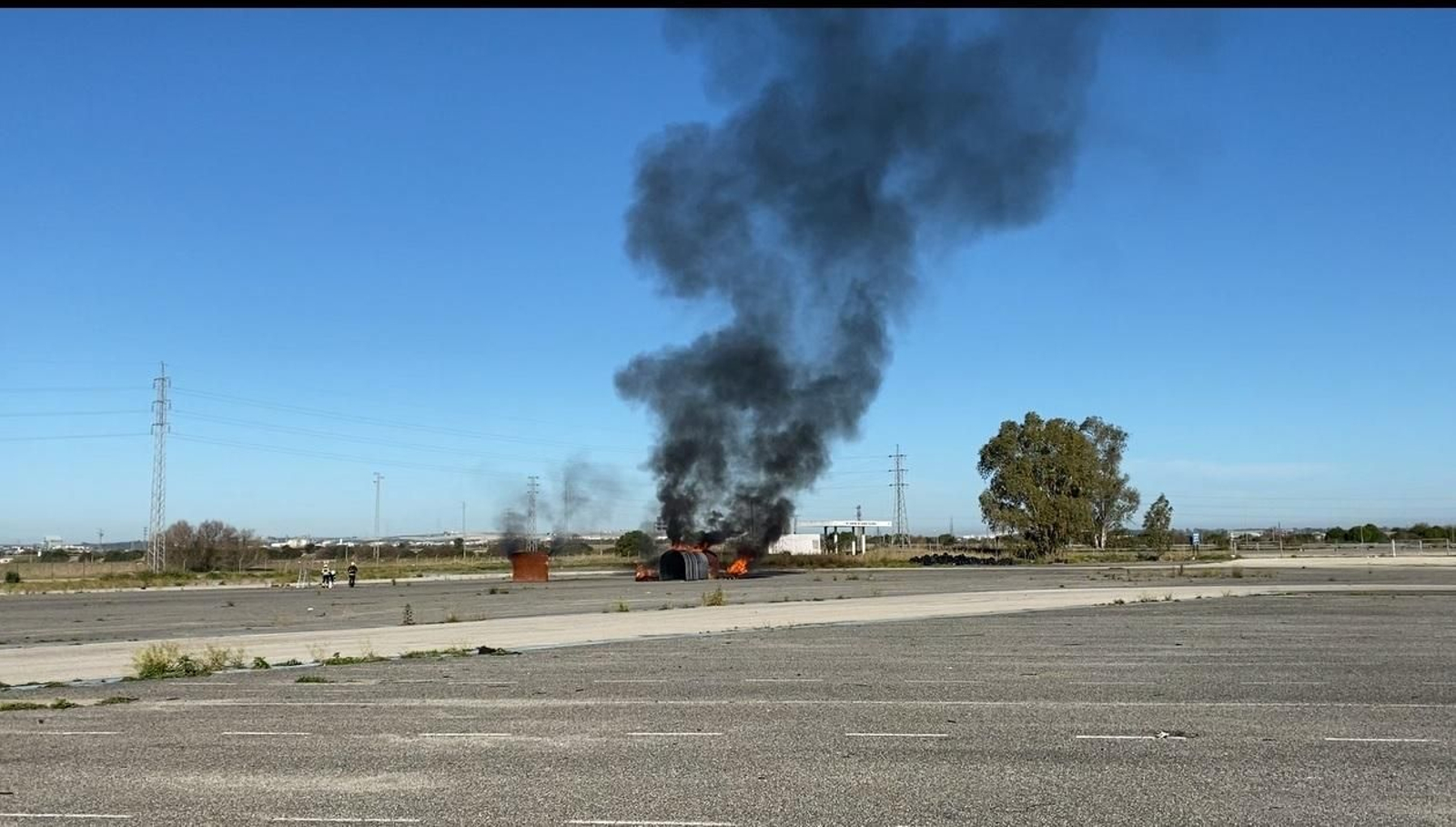 Simulacro de accidente aéreo en el Aeropuerto de Jerez. Simulacro de accidente aéreo en el Aeropuerto de Jerez.