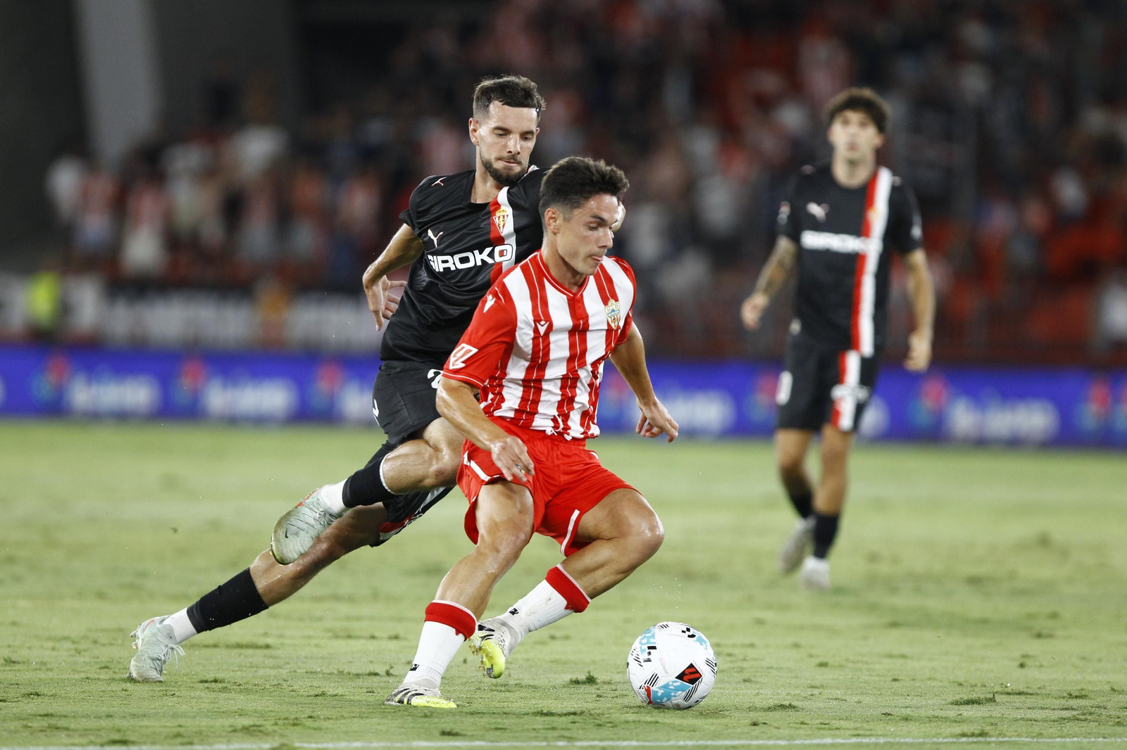 Las fotos del partido U.D. Almería-Sporting de Gijón