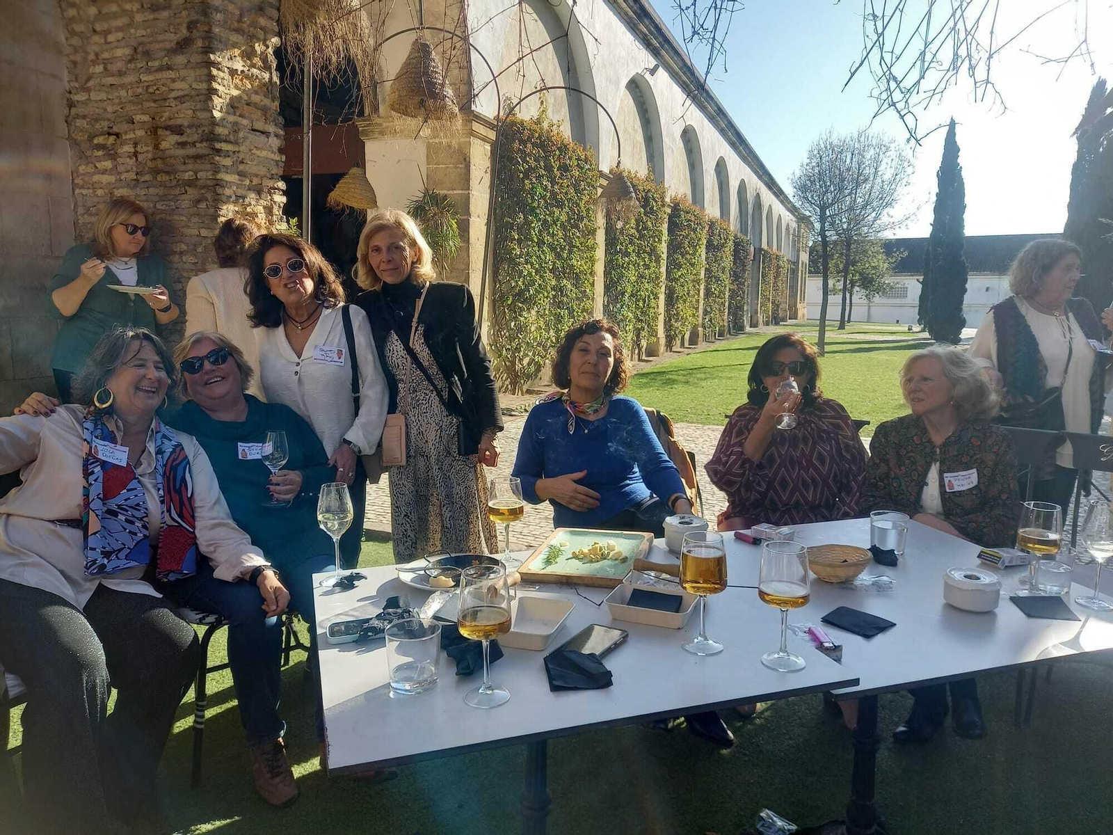 Así fue el gran encuentro por el 75 aniversario del colegio Jesús-María 'El Cuco' en Jerez Así fue el gran encuentro por el 75 aniversario del colegio Jesús-María 'El Cuco' en Jerez
