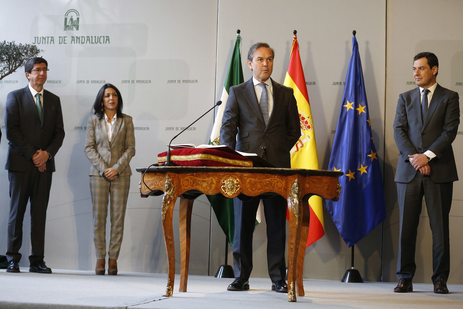 Los nuevos consejeros toman posesión de sus cargos