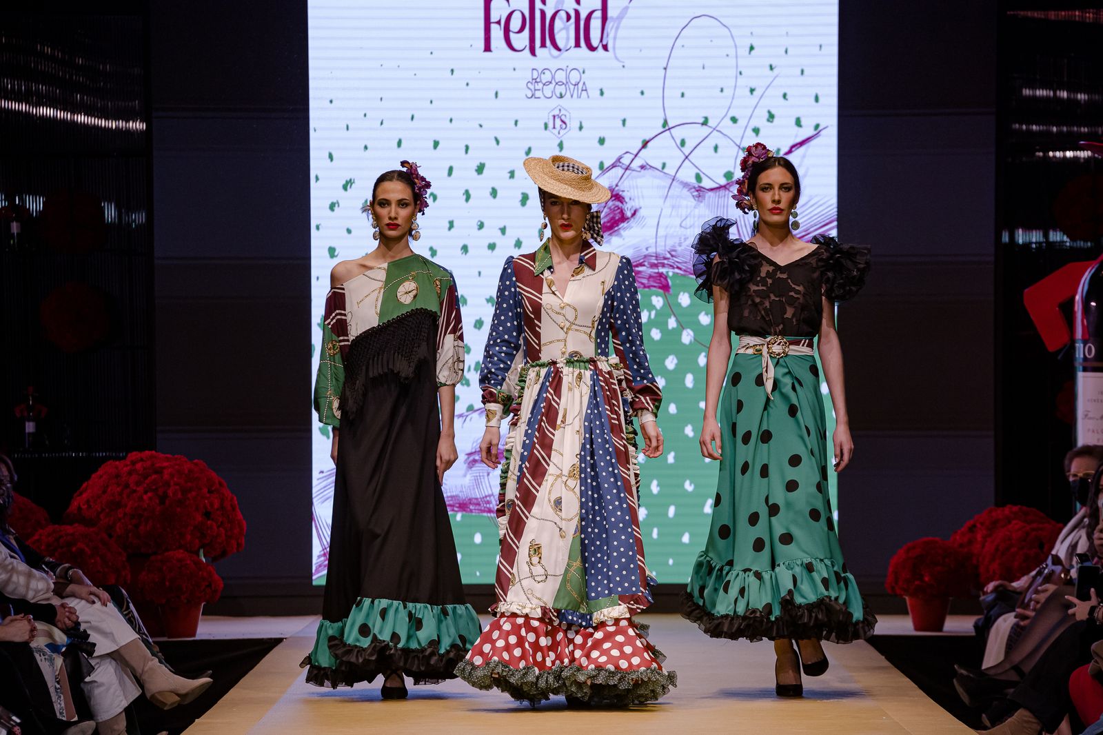 El desfile de Rocío Segovia en la Pasarela Flamenca de Jerez, todas las fotos