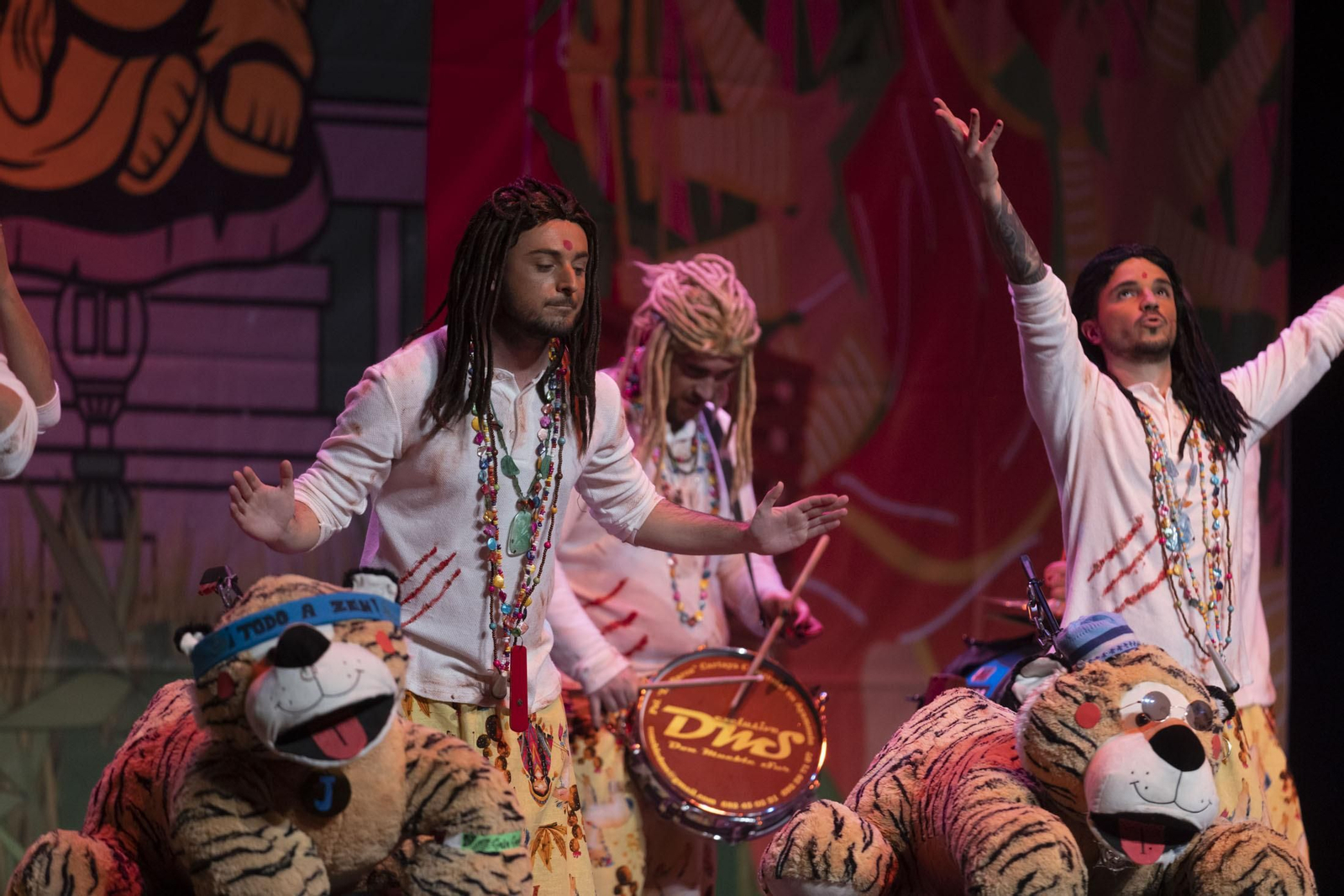 Imágenes de la actuación de la murga de Ayamonte 'Todo a zen!' en el Carnaval Colombino