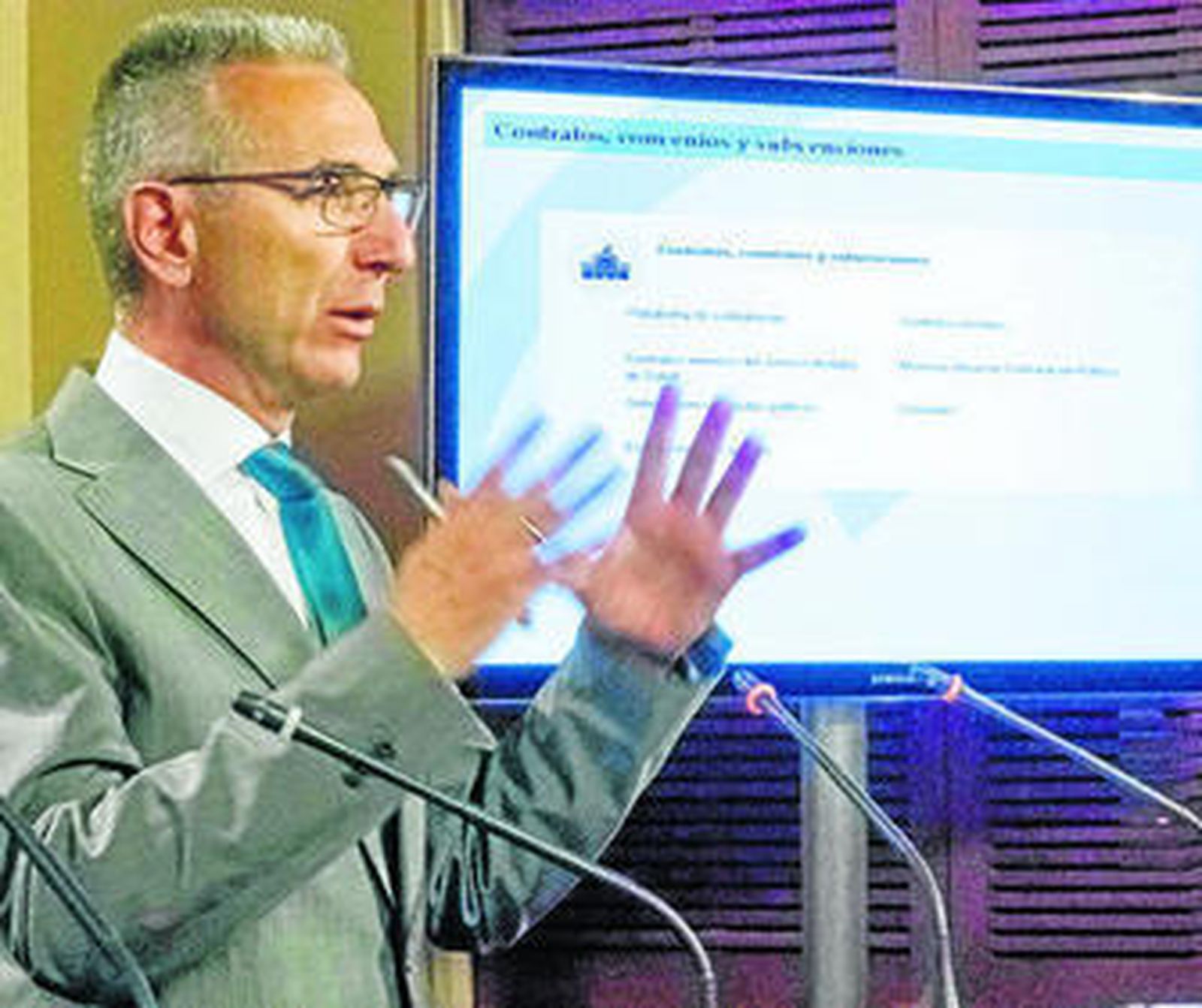 El portavoz del Gobierno andaluz, Miguel Ángel Vázquez, ayer durante la presentación del portal de transparencia.